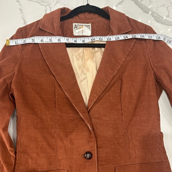 Women's Vintage Blazer Tan Size Small Medium - Picture 8 of 9